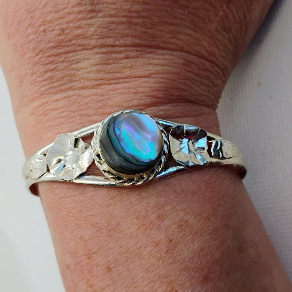 Mexican Silver Abalone Shell Cuff Bracelet Flower Leaf Setting Handmade 12.7g